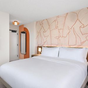 Suite à 1 Chambre à Coucher Lit King-Size